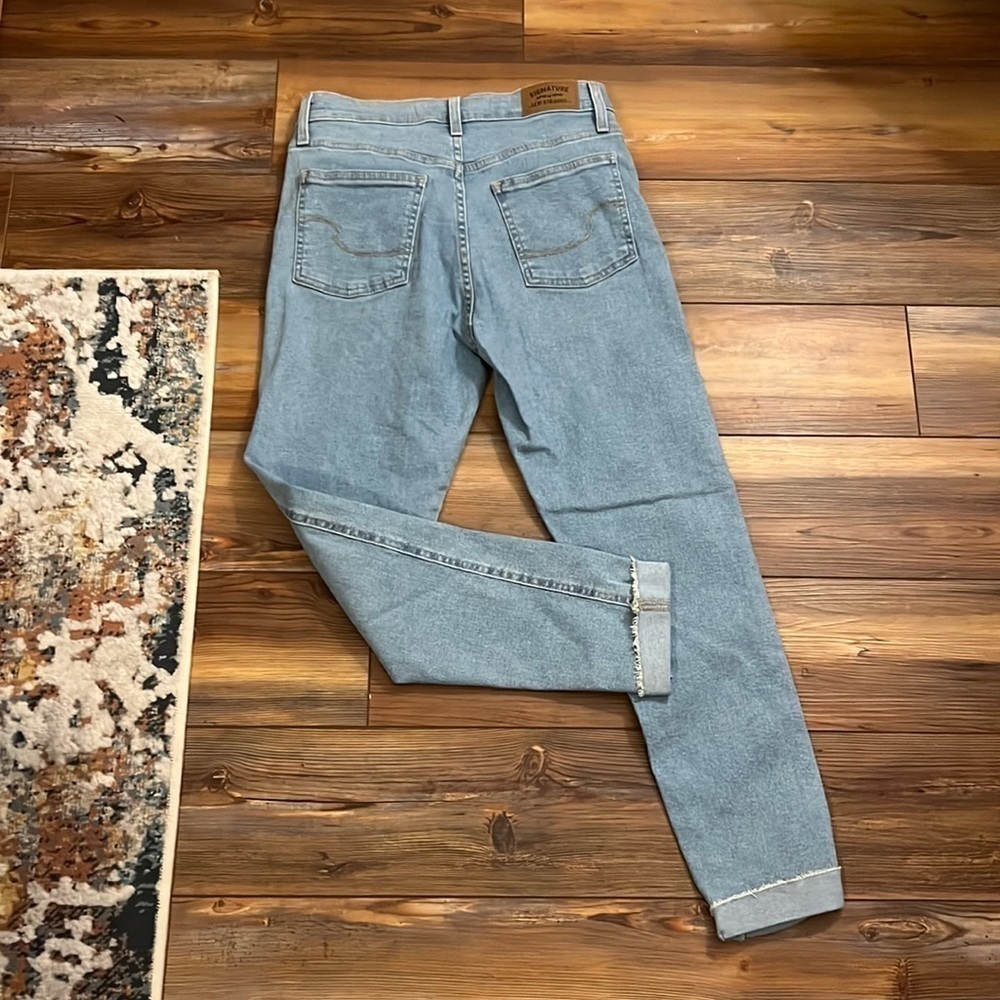 Levi’s Signature heritage high rise skinny size 2 W26 - Picture 6 of 7